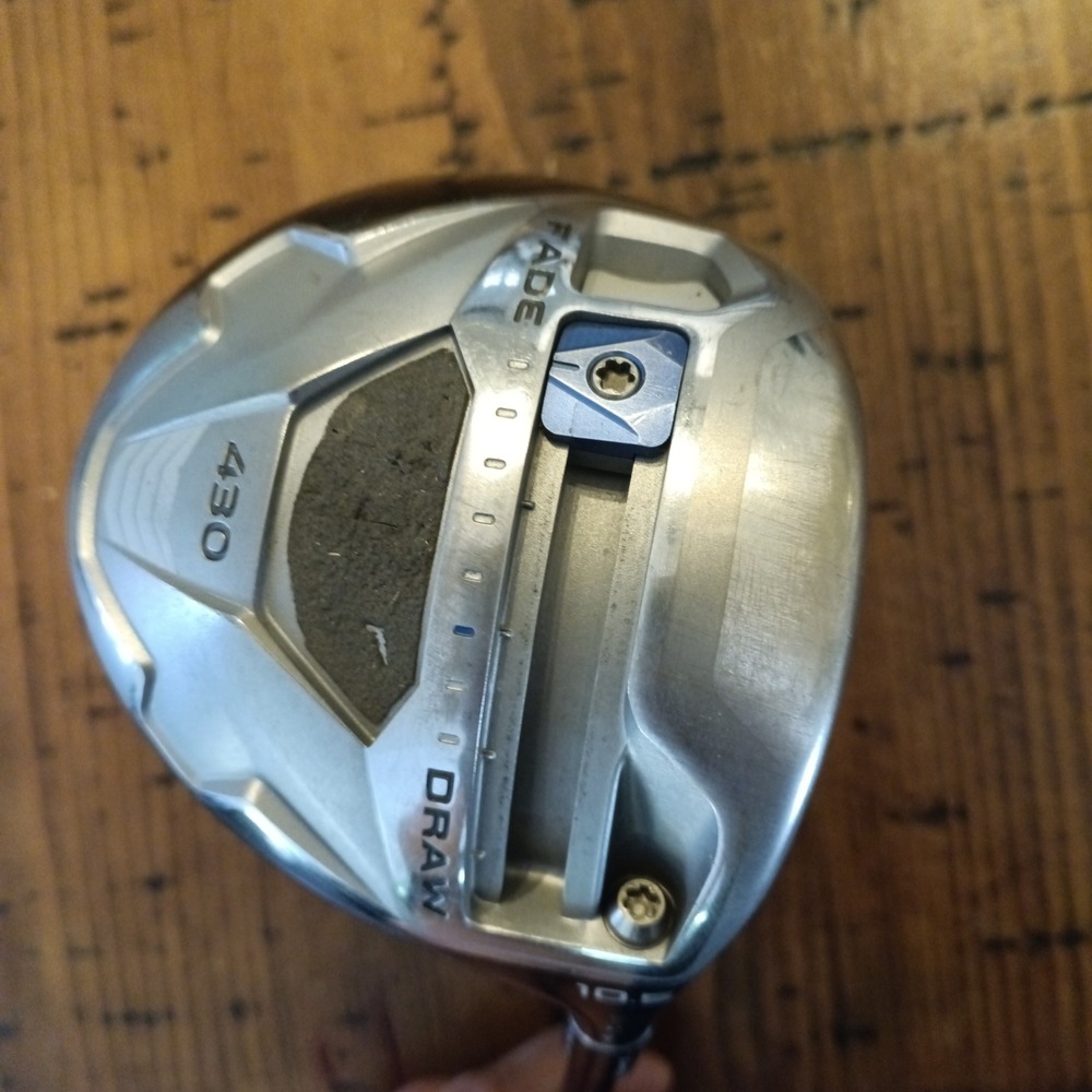 TaylorMade SLDR 430 Driver 10.5 Right Hand Fujikura Speeder 57 Graphite Shaft